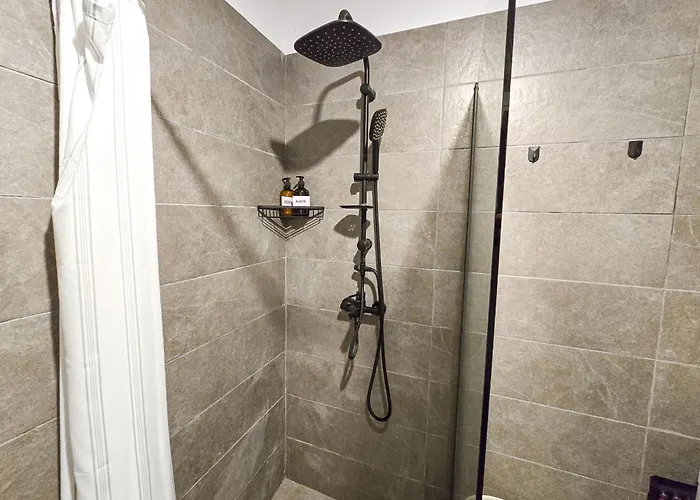 Emerald Luxury 1bd Appartement *